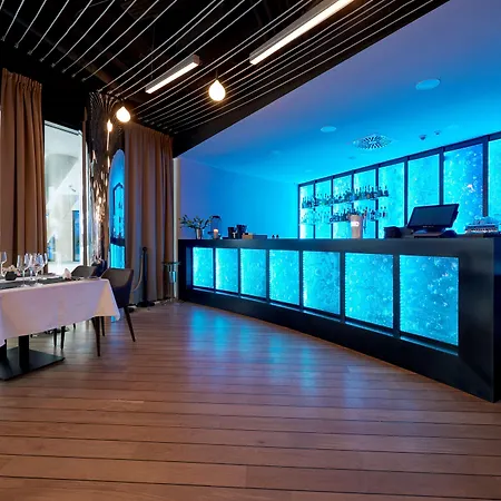 斯维诺乌伊希切丽笙布鲁酒店 酒店 5*