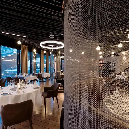Hotell Radisson Blu 5*