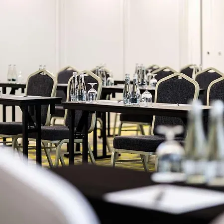 Radisson Blu Ξενοδοχείο 5*