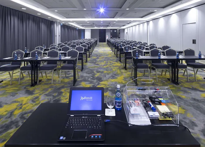 ホテル Radisson Blu シフィノウイシチェ